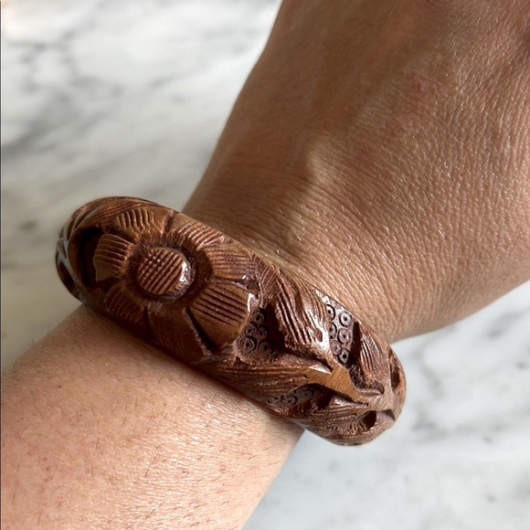 Handcrafted Wooden Floral Bangle - Picture 2 of 5